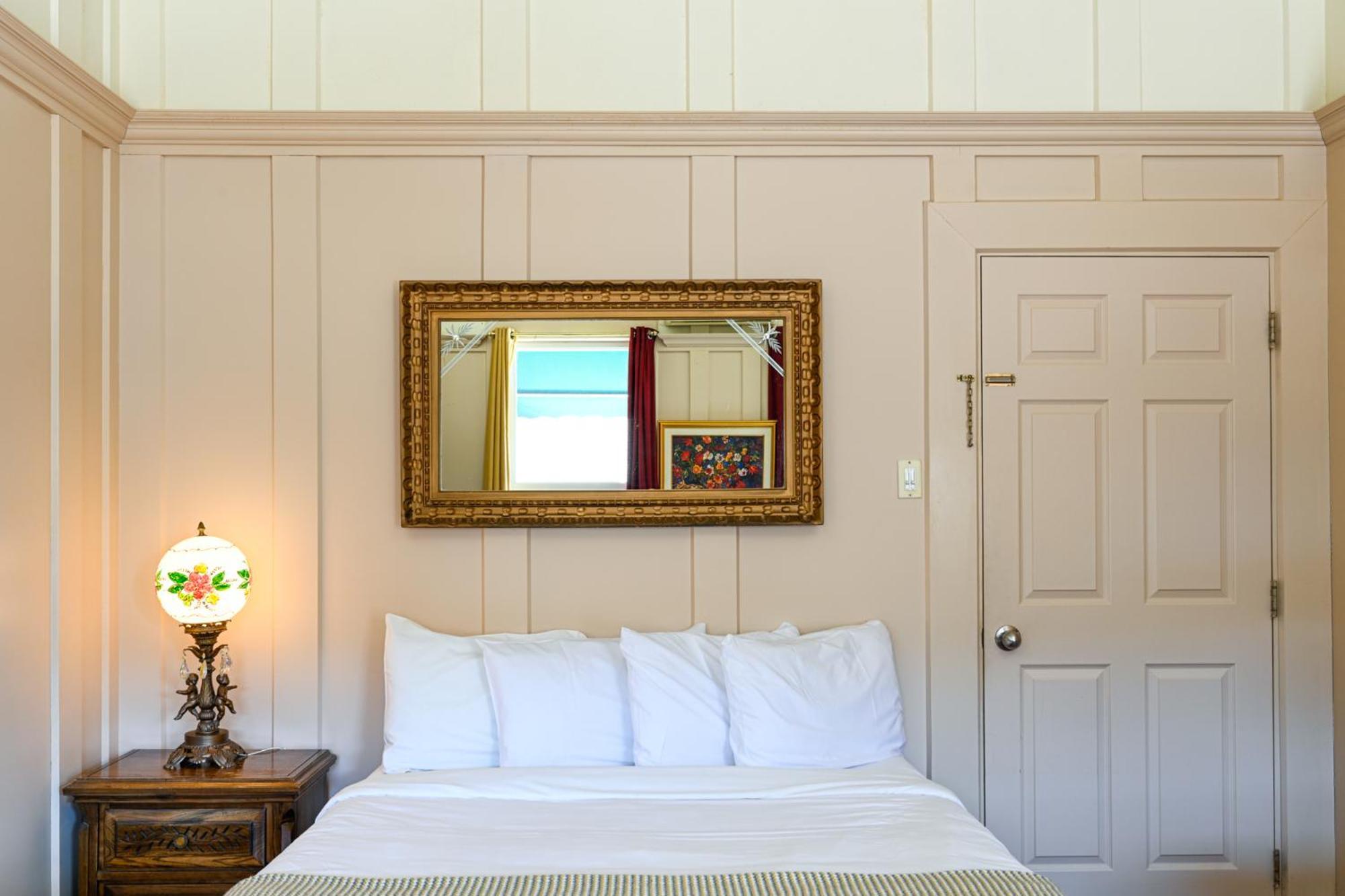 Hotel-Auberge La Grande Maison Et Spa บี-แซ็ง-ปอล ภายนอก รูปภาพ