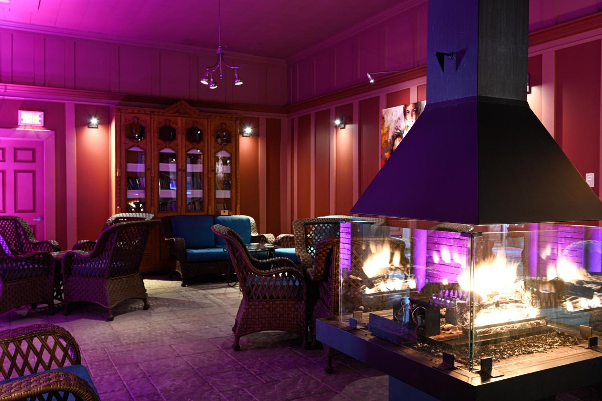 Hotel-Auberge La Grande Maison Et Spa บี-แซ็ง-ปอล ภายนอก รูปภาพ