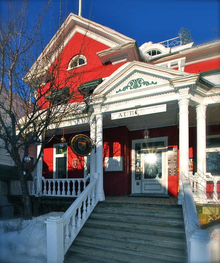 Hotel-Auberge La Grande Maison Et Spa บี-แซ็ง-ปอล ภายนอก รูปภาพ