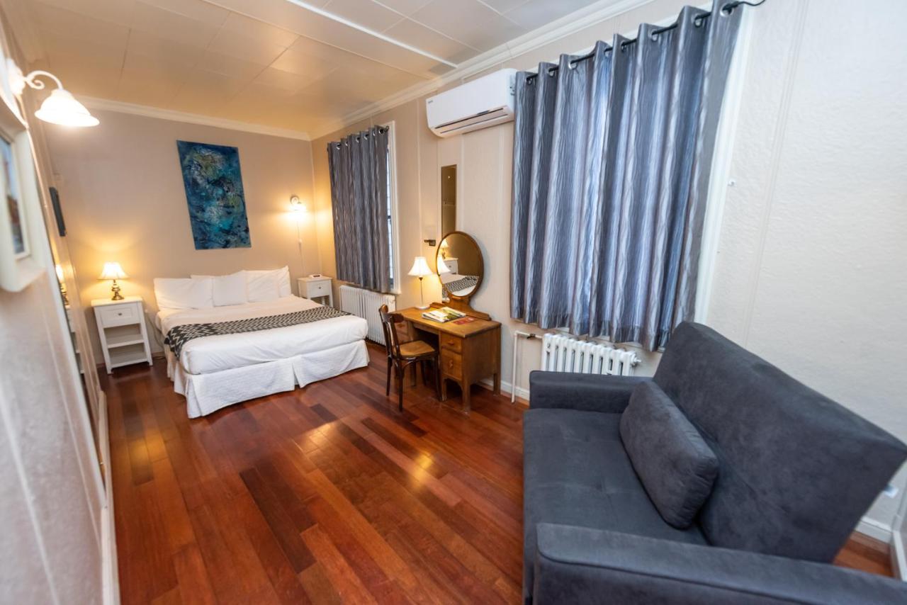 Hotel-Auberge La Grande Maison Et Spa บี-แซ็ง-ปอล ภายนอก รูปภาพ